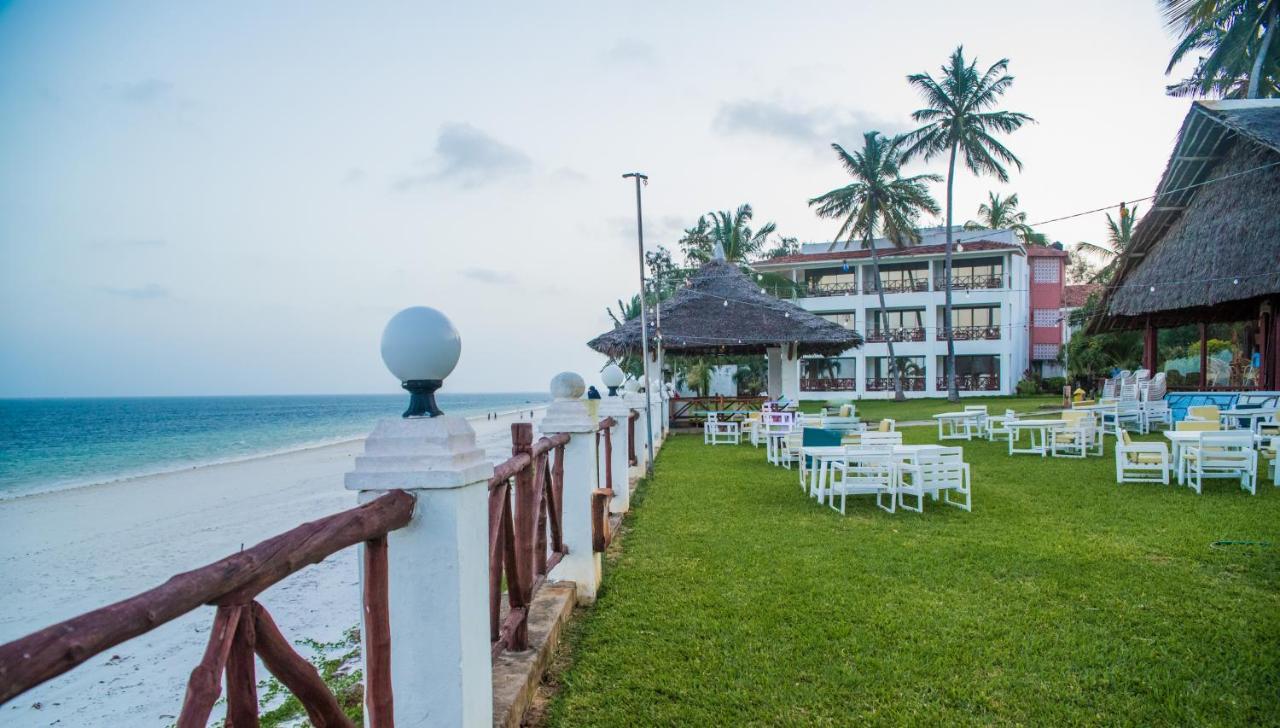 Hotel Nyali 3*